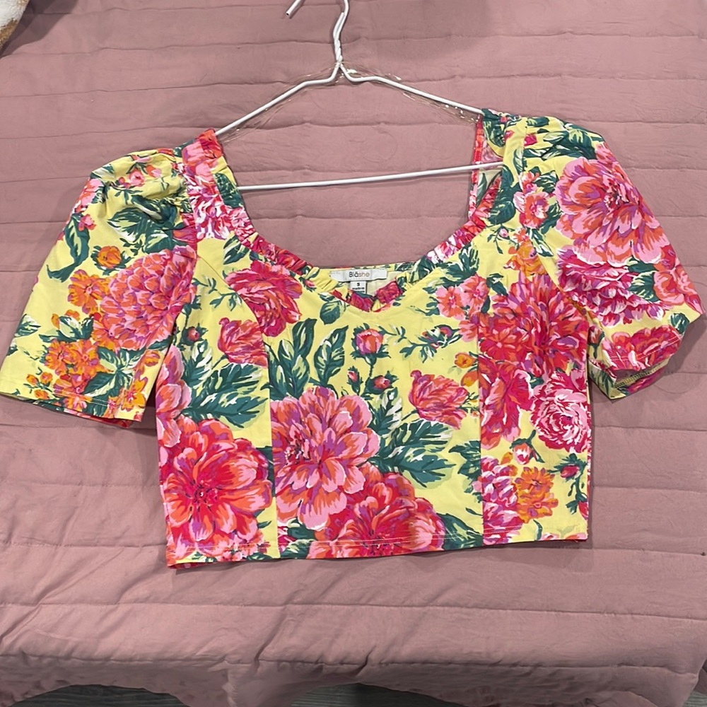 Floral crop top